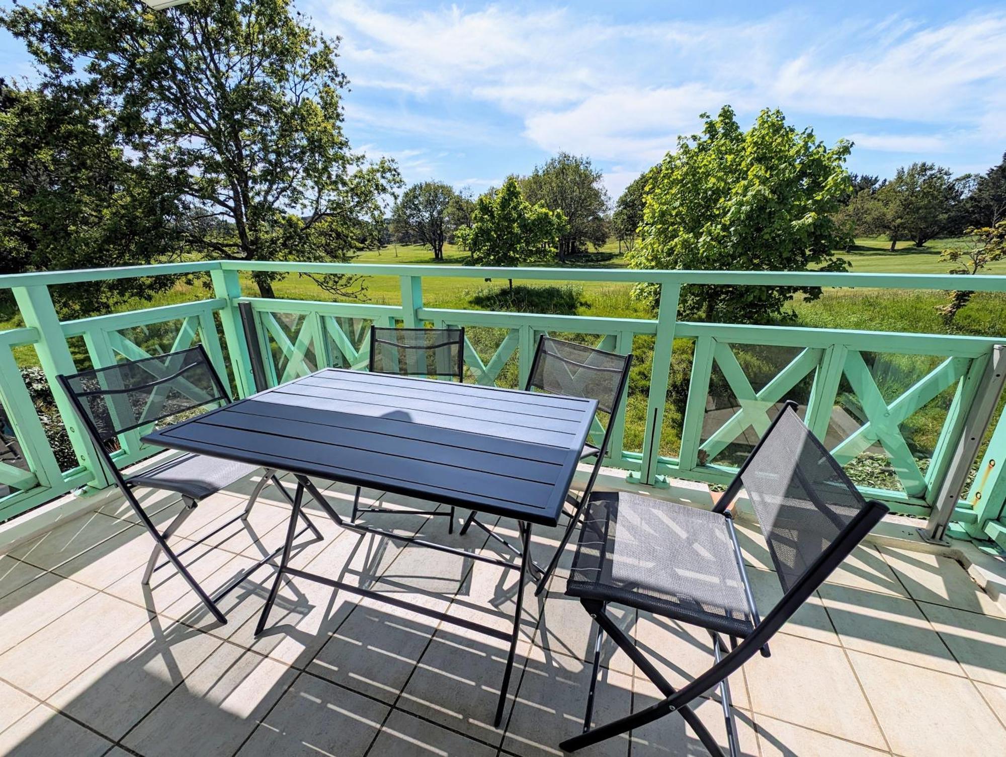Appartement Avec Vue Sur Golf 波尔尼克 外观 照片